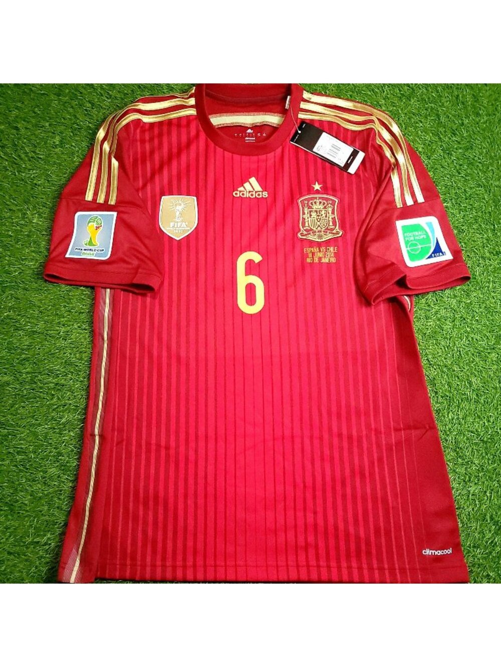 Iniesta Spain 2014 WORLD CUP Soccer Jersey BNWT L SKU# G85279